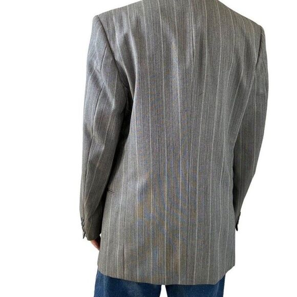 Vintage Yves Saint Laurent YSL Grey Striped Wool Preppy Sport Coat Blazer 40R - Picture 10 of 10